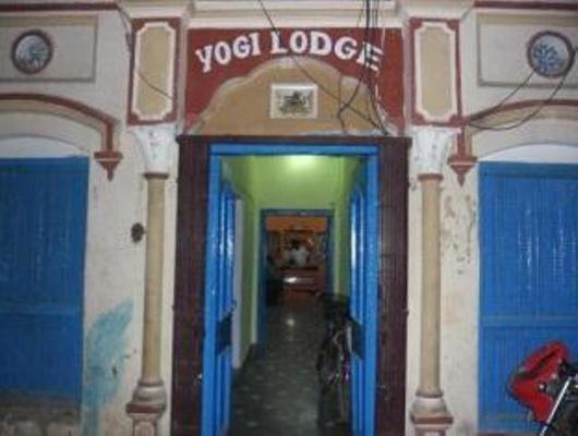 Old Yogi Lodge Varanasi Esterno foto